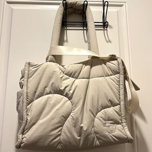 Thirty years PEBBLE drift tote